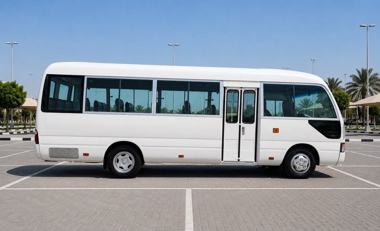 تويوتا كوستر Toyota Coaster Basic