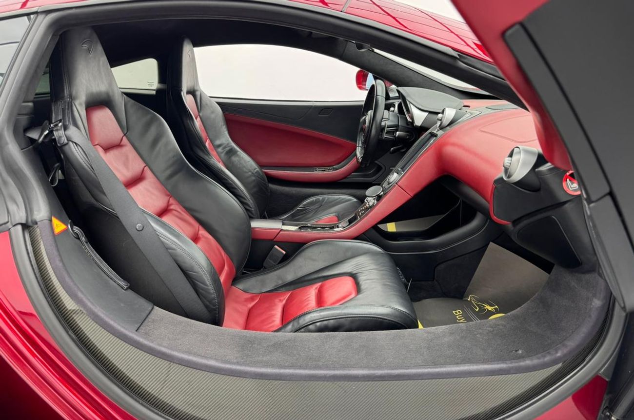مكلارين MP4-12C 2012 McLaren MP4-12C, McLaren Service History, Excellent Condition, GCC