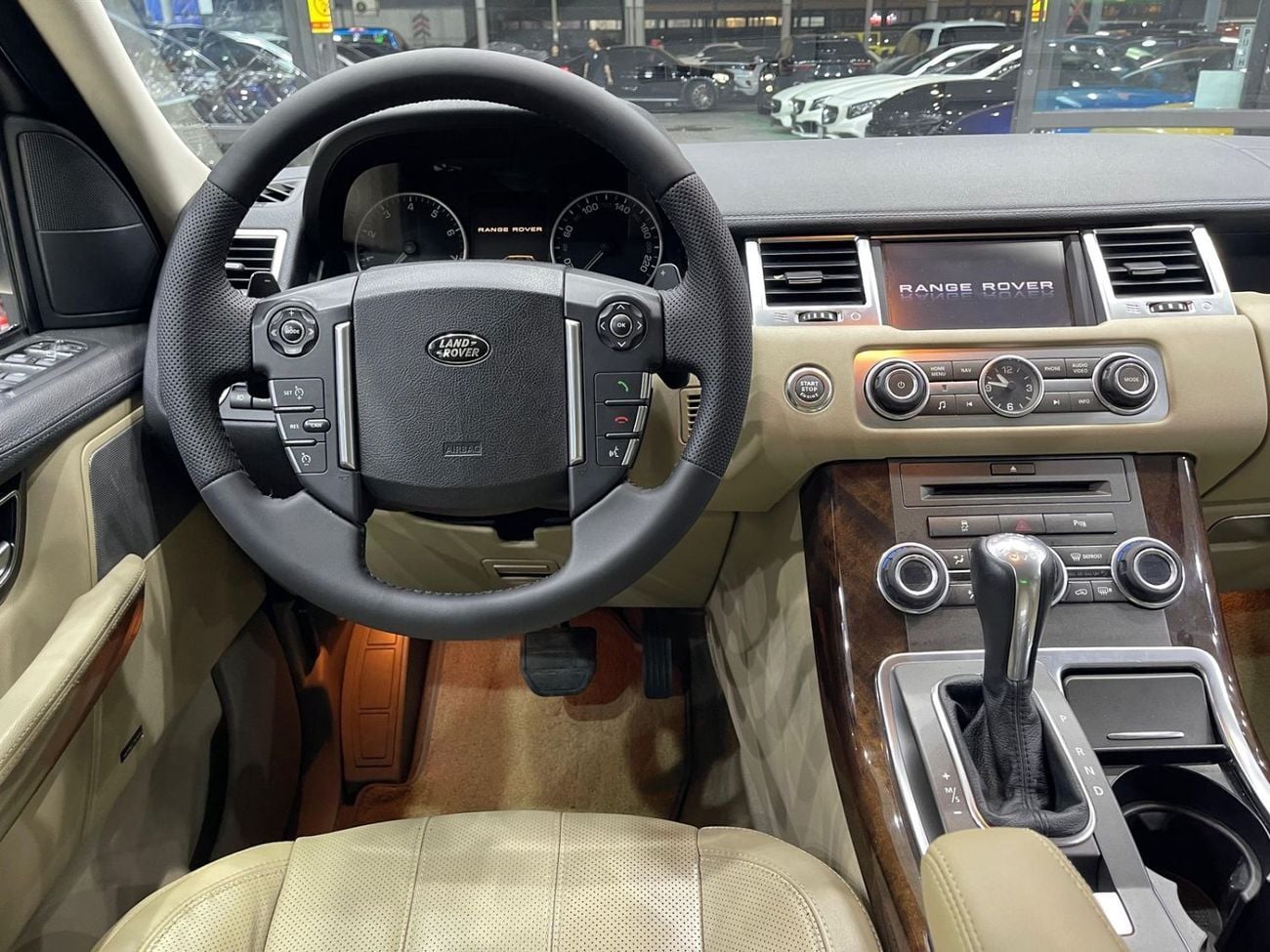 Land Rover Range Rover Sport HSE Land Rover Range Rover Sport 2011 GCC Spec Original paint