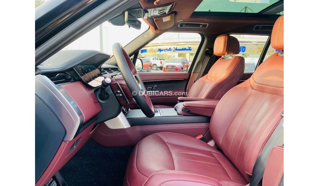 لاند روفر رينج روفر GCC SPEC UNDER WARRANTY AND SERVICE CONTRACT