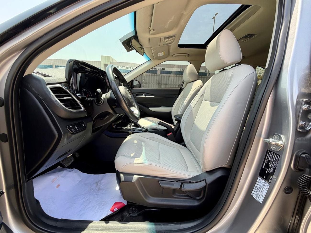 كيا سيلتوس LX 740-Monthly l GCC l Sunroof, Full Option I Accident Free