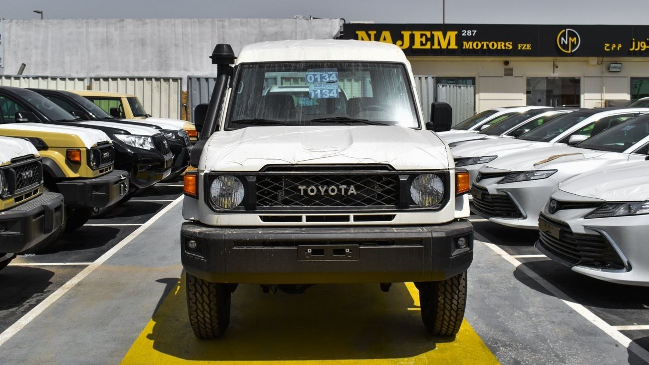 Toyota Land Cruiser 70 4.0L V6 Petrol Auto transmission