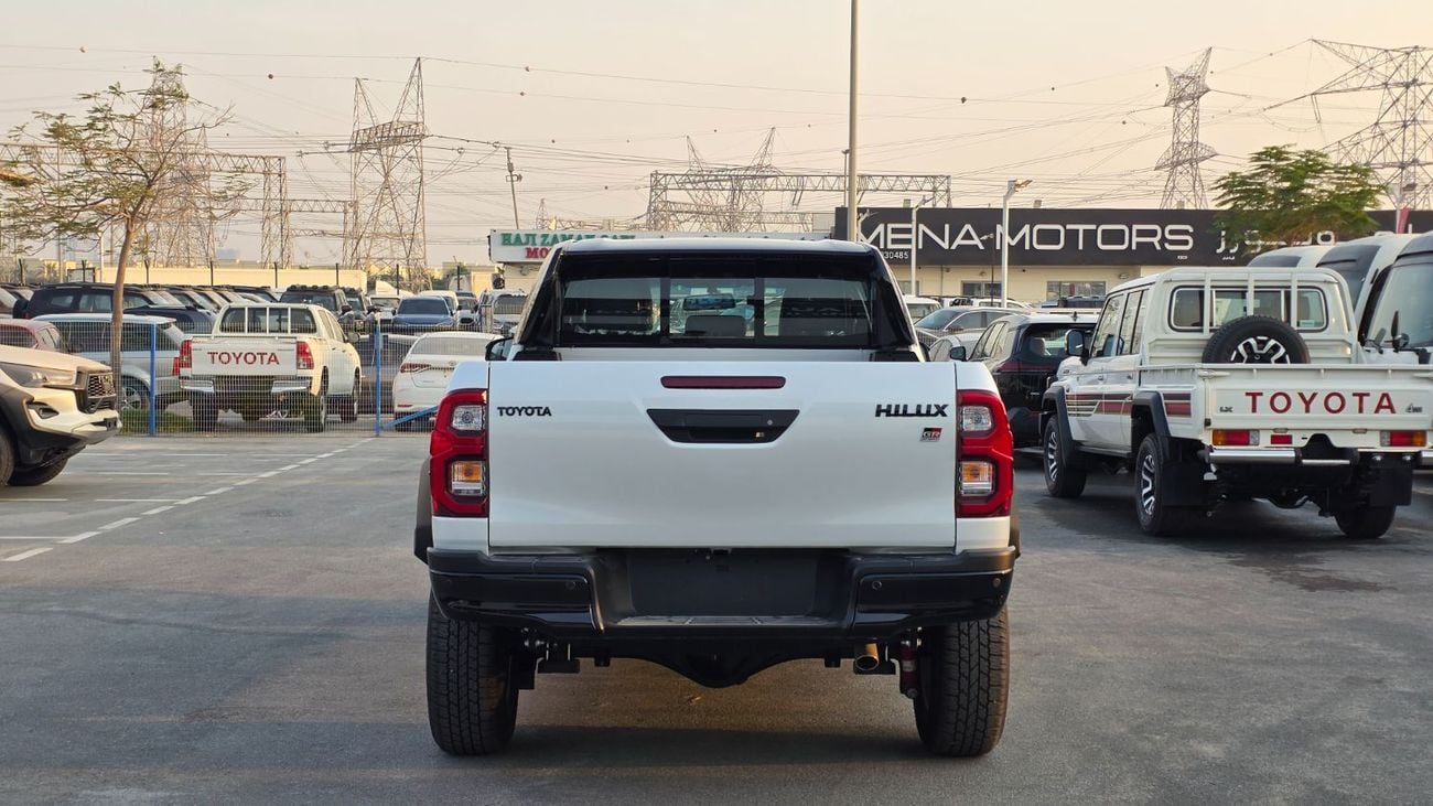 Toyota Hilux 2026 TOYOTA GR 4.0L GASOLINE (OMAN SPECS) WHITE