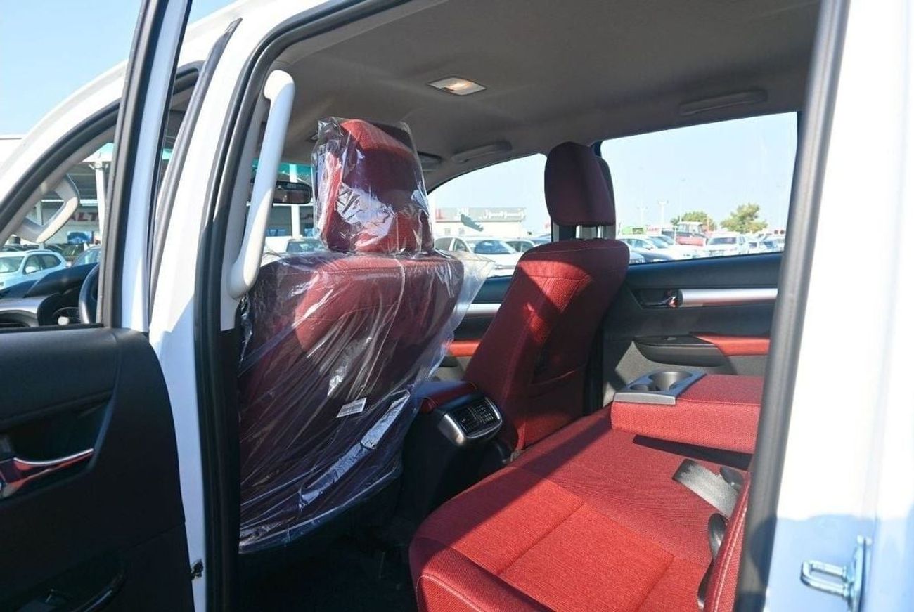 تويوتا هيلوكس Toyota Hilux 2.7L Petrol Manual 4WD 2025