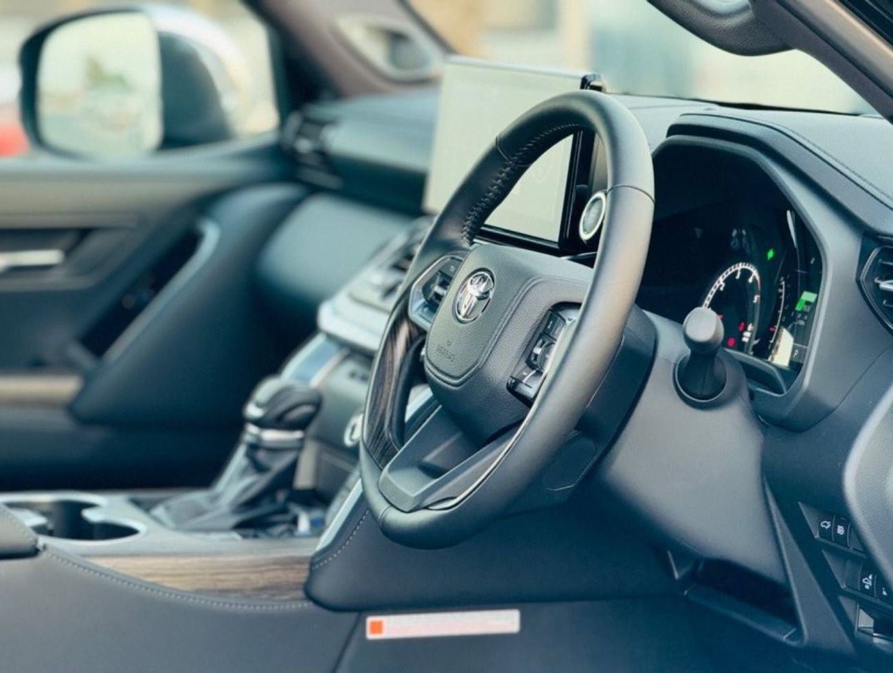 تويوتا لاند كروزر Brand new sahara 2024