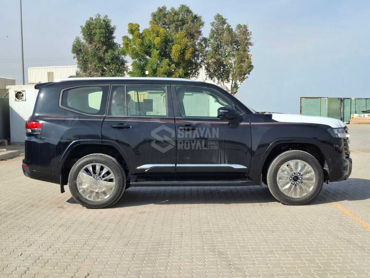 Toyota Land Cruiser LC300 4.0L PETROL V6 GXR FULL WITH-RADAR AT 7S 2026MY