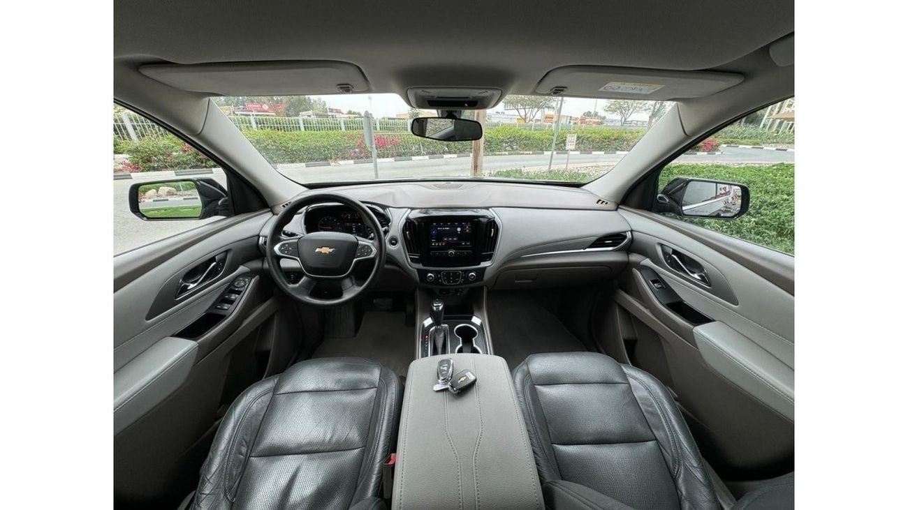 Chevrolet Traverse CHEVROLET TRAVERS 2020 GCC V6 3.6L 7 SEATER  PERFECT CONDITIONS