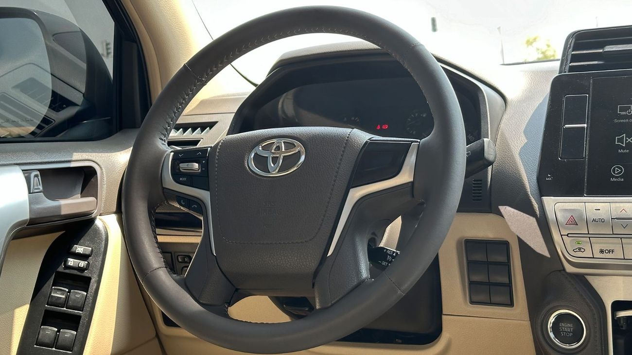 Toyota Prado GXR 4.0L 4WD V6 Low Mileage GCC in Perfect Condition