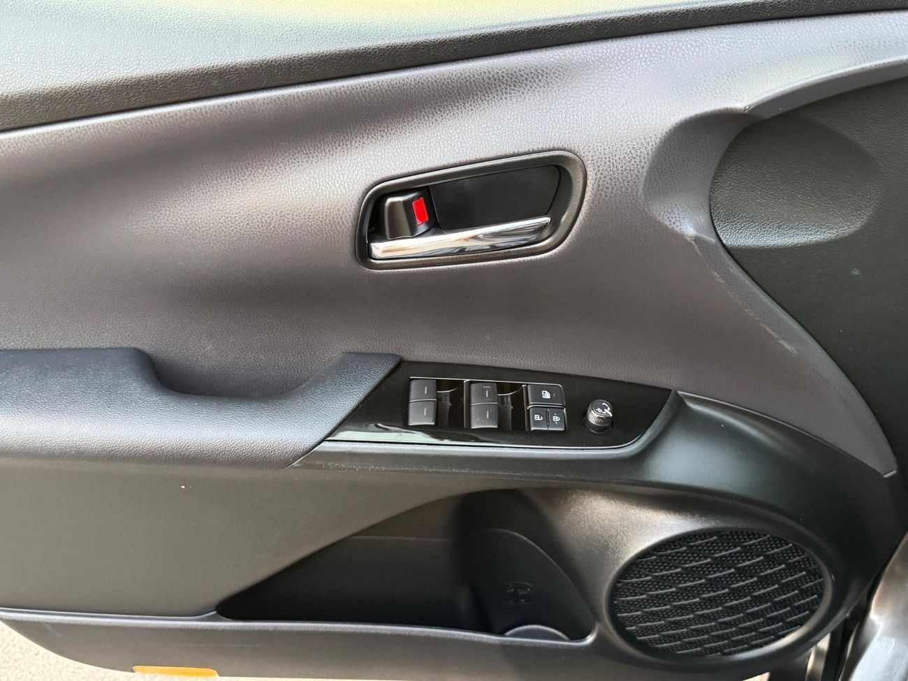 تويوتا برياس Limited 1.8L