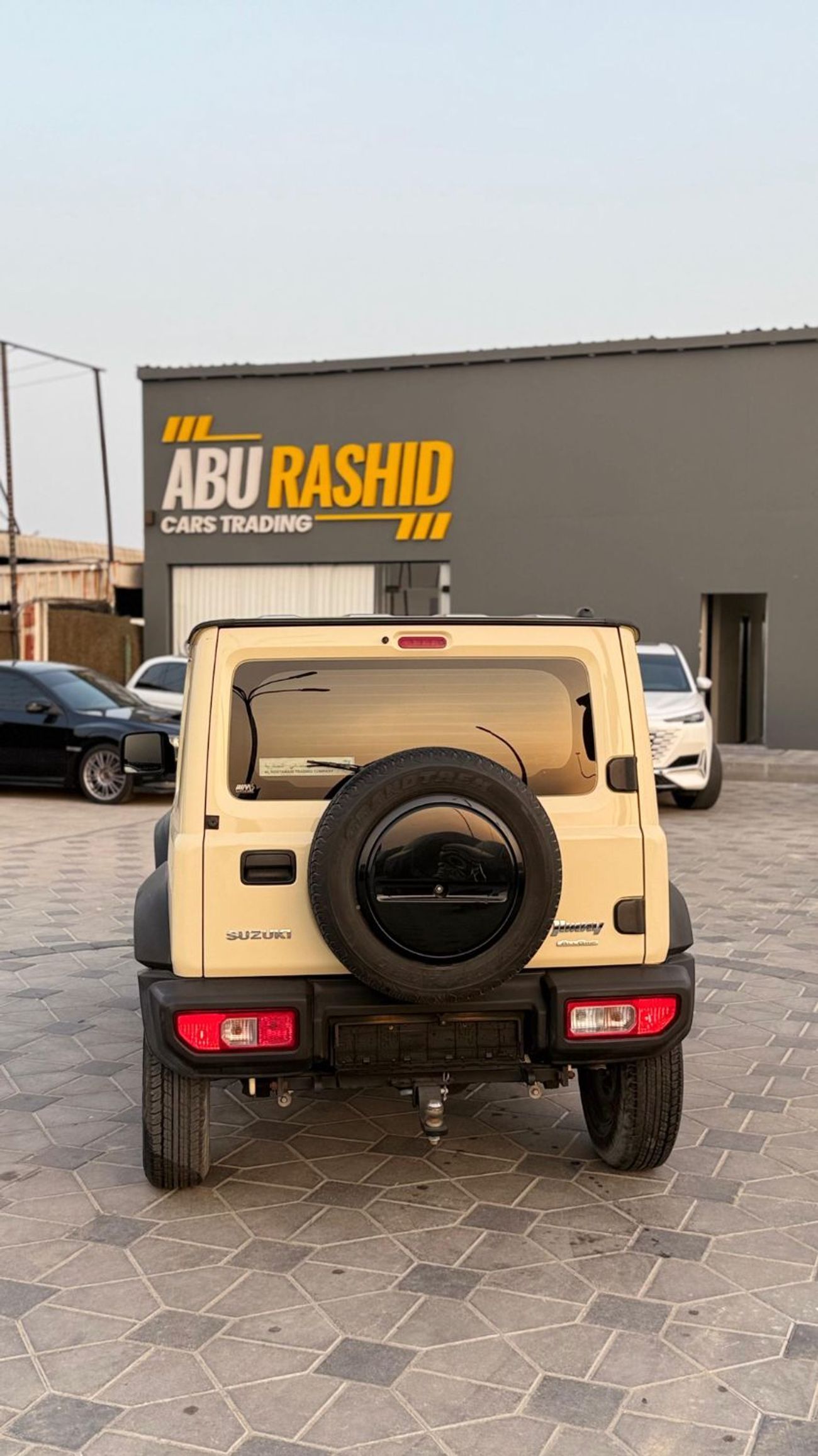 سوزوكي جيمني 1.5L GL (M/T)