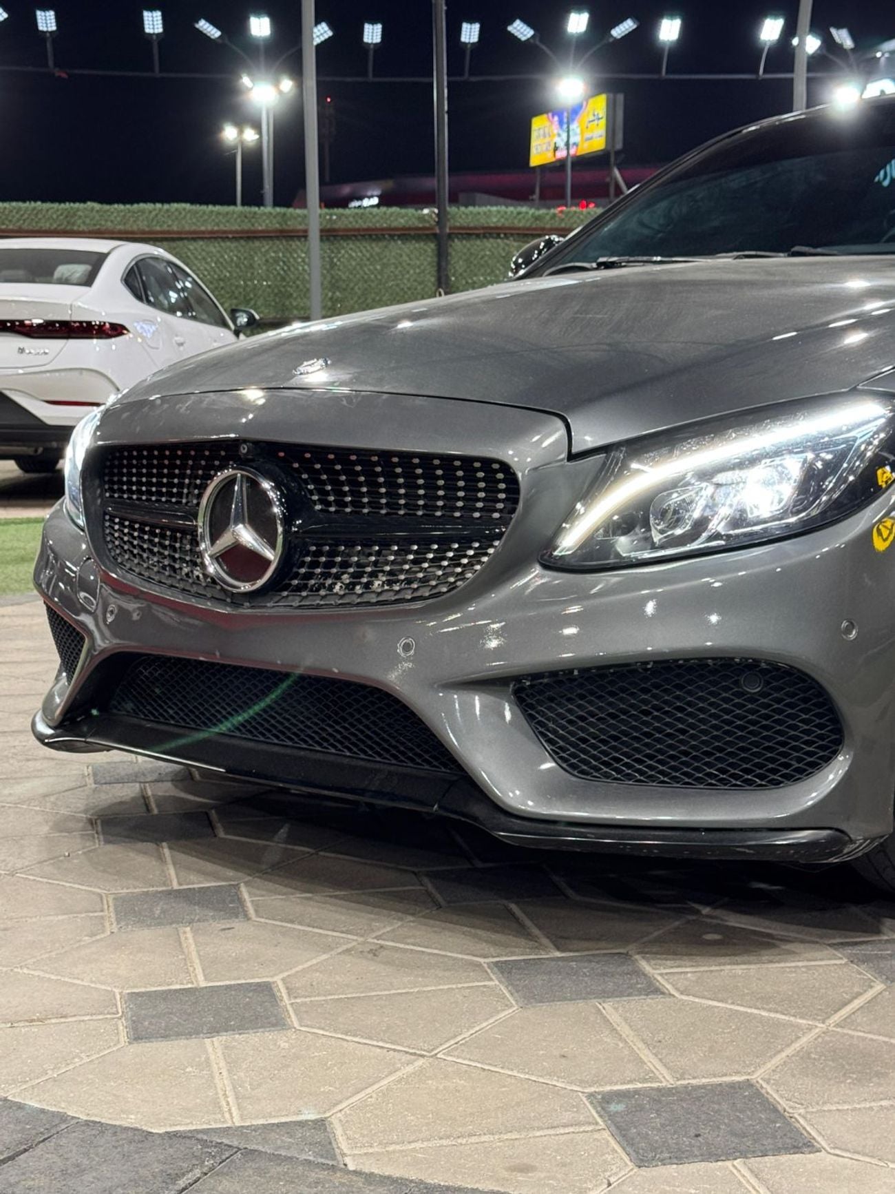 مرسيدس بنز C 200