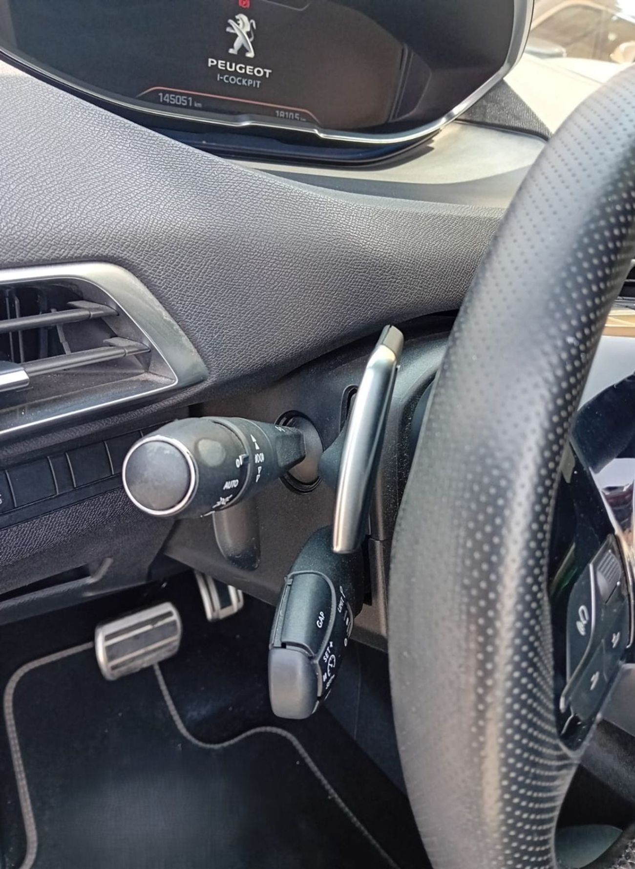 Peugeot 5008 1.6T Allure plus Peugeot 5008 - 2019 GCC, in excellent condition, 145,000 km, 1.6L engine, price 49,