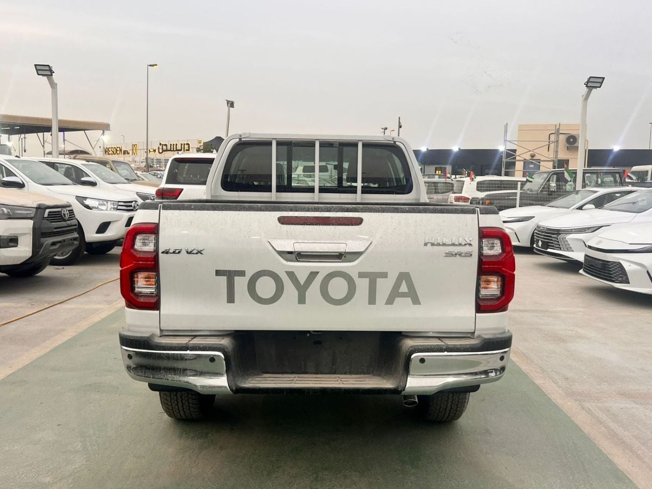 تويوتا هيلوكس