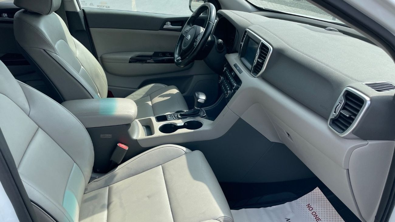 Kia Sportage LX Top 2.4L Mid AWD 2.4L