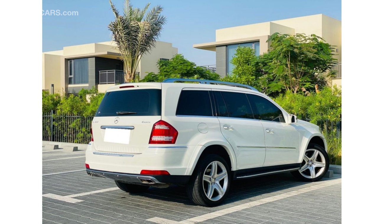 Mercedes-Benz GL 500 Mercedes GL 500 4matic || GCC || 4WD || Immaculate Condition