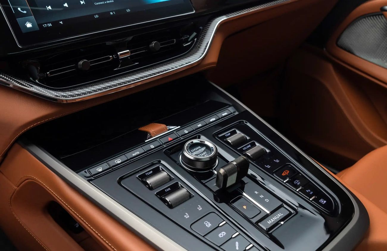 Aston Martin DB 4.0L V8 Twin-Turbocharged Engine