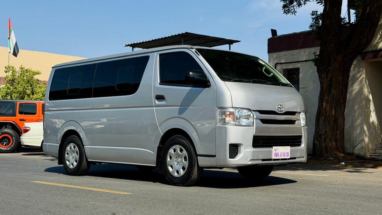 تويوتا هاياس 2018 | 2.7L PETROL | AT | RHD | COMFORT SEATS |  MULTIMEDIA SCREEN | TRACTION CONTROL