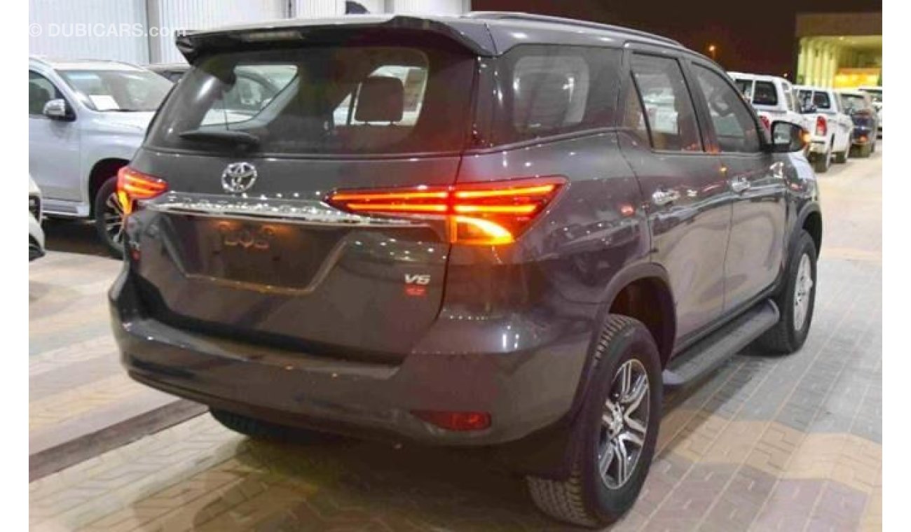 Toyota Fortuner 22YM Toyota Fortuner 4.0L