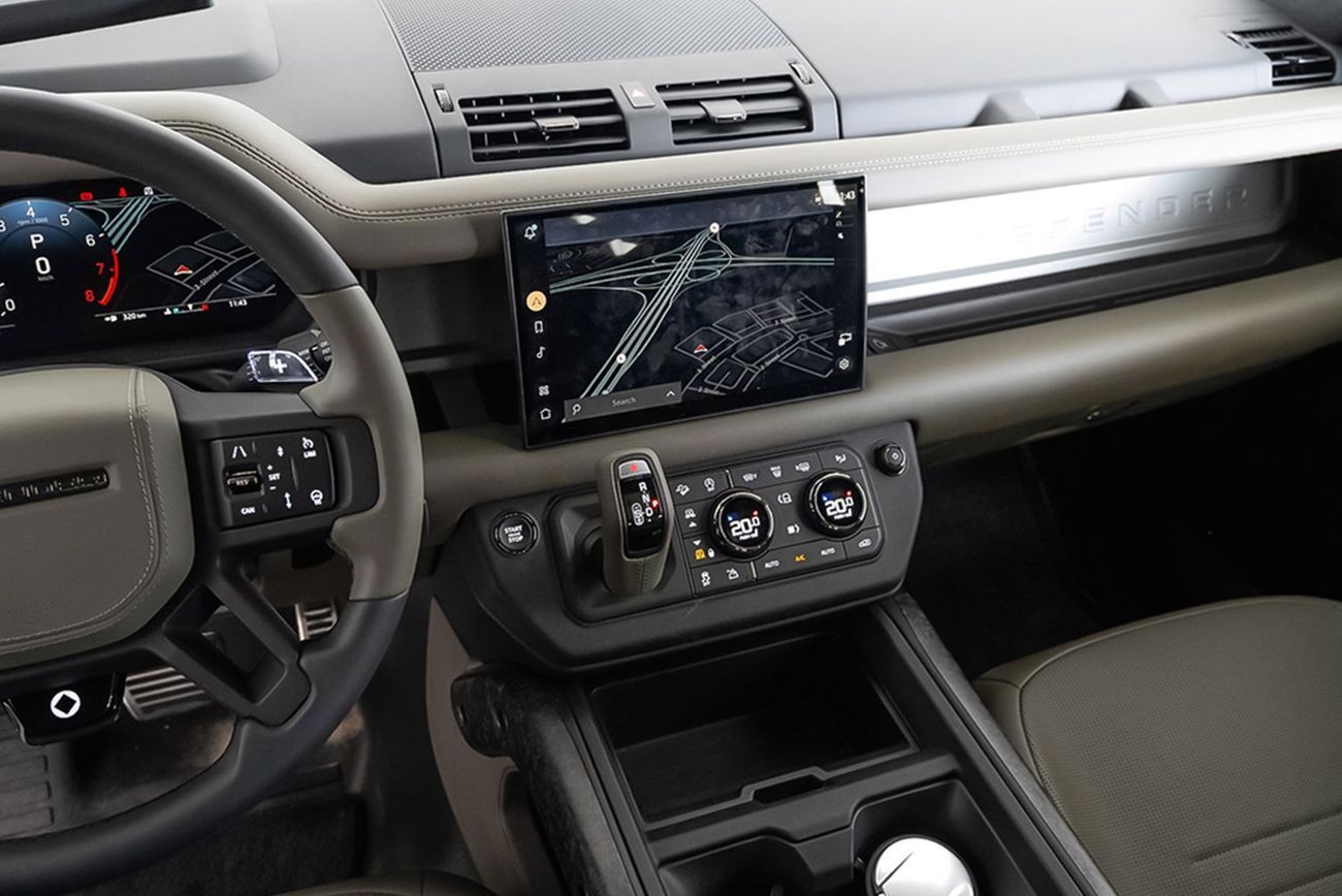 Land Rover Defender 110 P635 OCTA V8