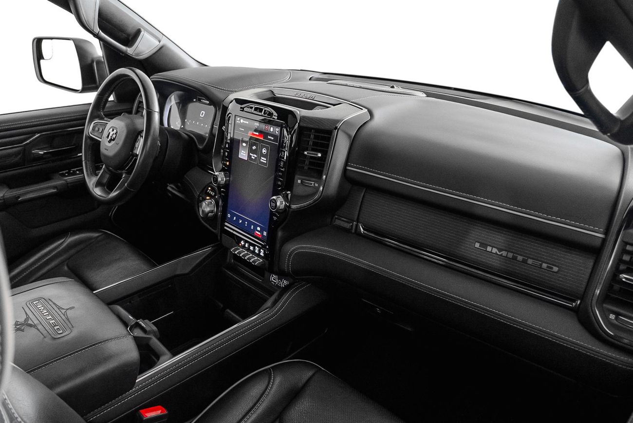 RAM 1500 Limited 5.7L (5 Seater)