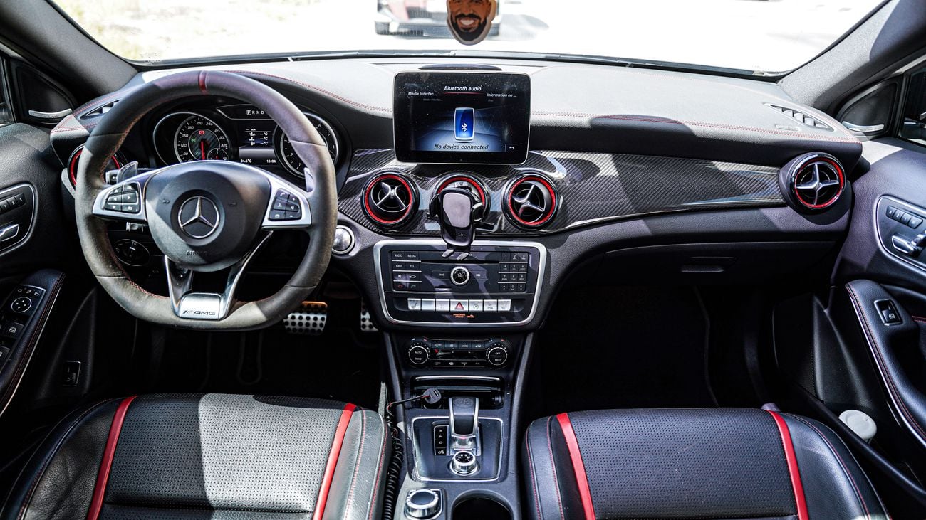 Mercedes Benz GLA 45 AMG STD 2.0L