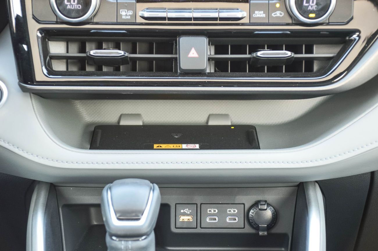 Toyota Highlander TOYOTA HIGHLANDER 2.5L Hybrid GLE (AWD) SUV 2025