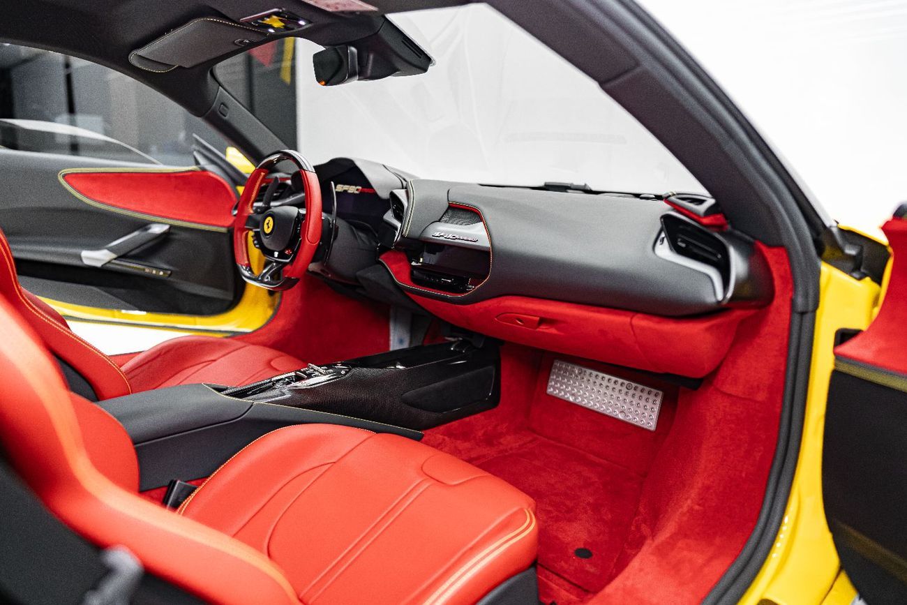 Ferrari SF90 Stradale VERY LOW MILEAGE | SF90 STRADALE | CARBON INTERIOR | TWO-TONE BODYWORK | LMG MOTORS