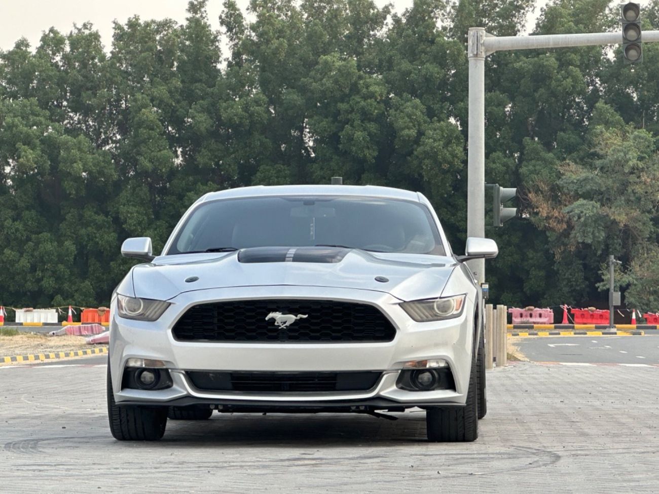 Ford Mustang MODEL 2016 car perfect condition inside and outside full option