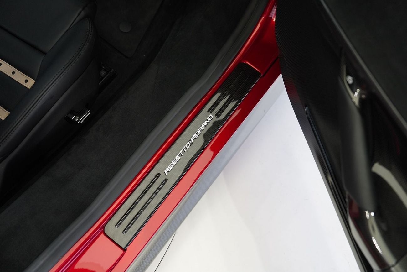 Ferrari SF90 STRADALE ASSETTO FIORANO