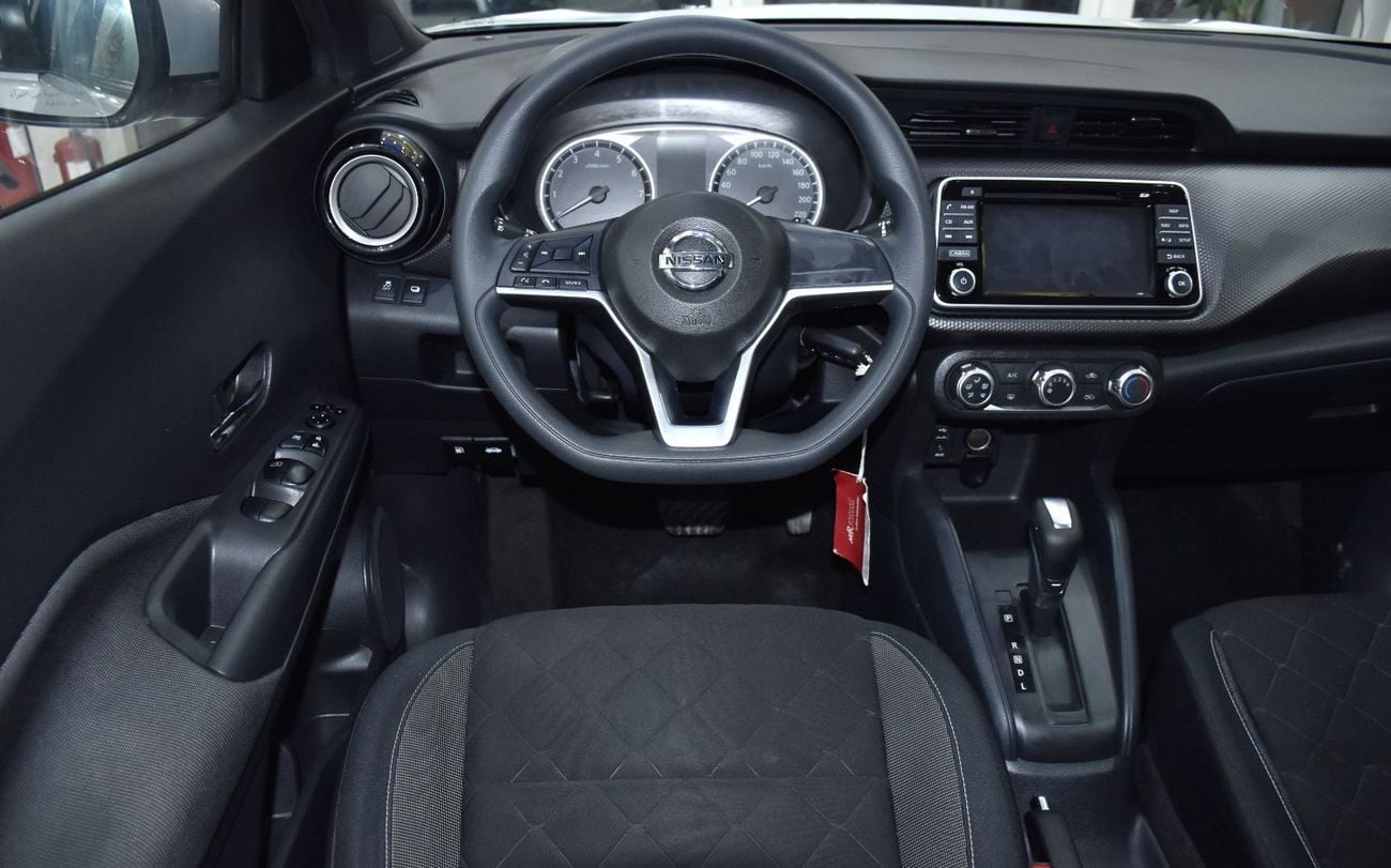 Nissan Kicks SV EXCELLENT DEAL for our Nissan Kicks ( 2017 Model ) in Silver Color GCC Specs