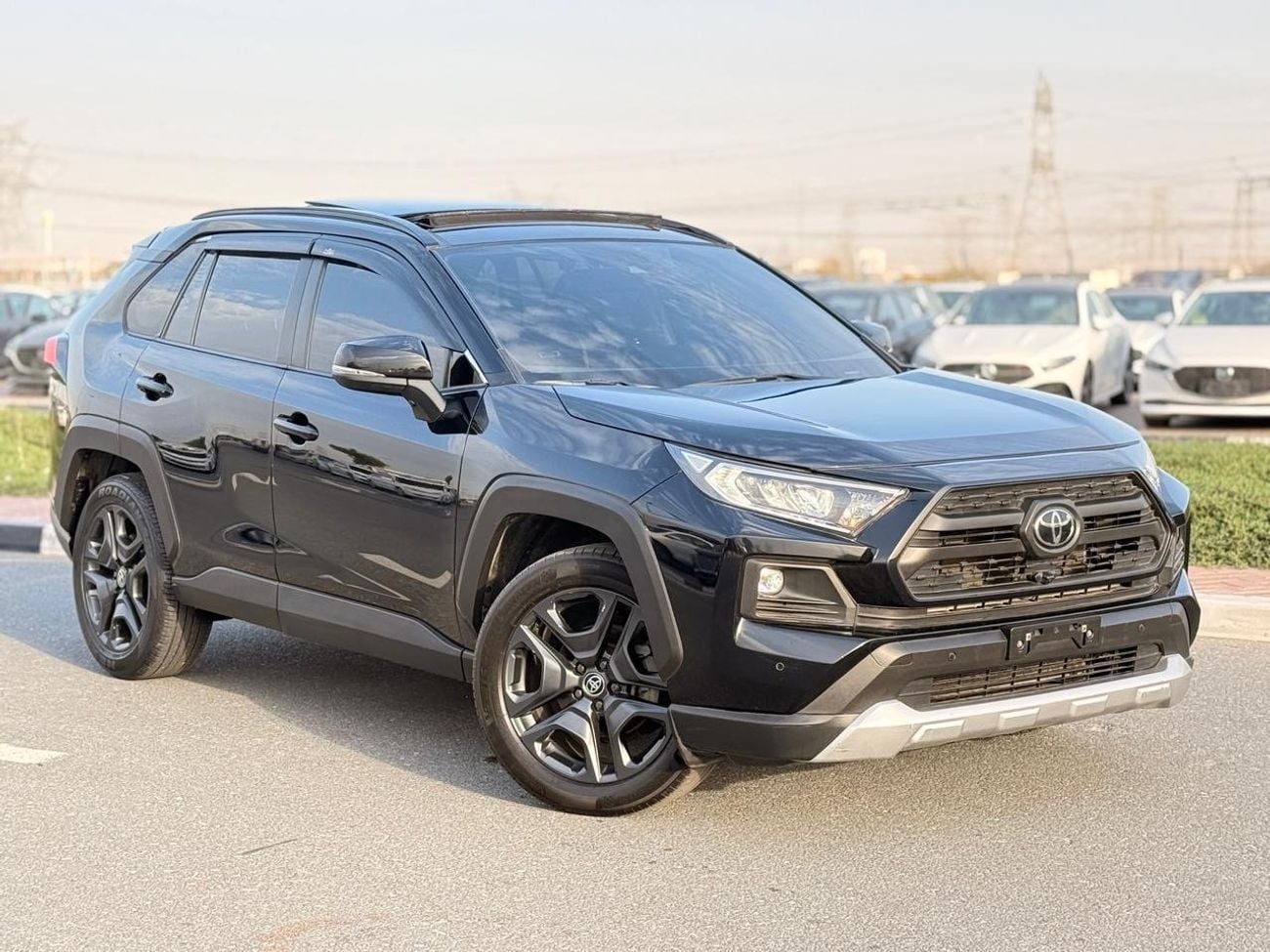 Toyota RAV4 Adventure 2.0 L Japanese Limited 2.0 L // panoramic, 360 camera full option