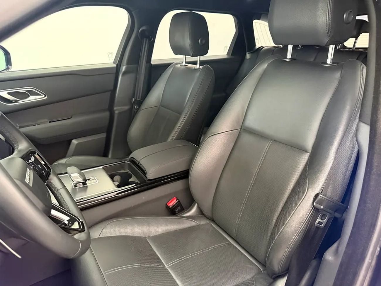 Land Rover Range Rover Velar P250 SE 2.0L P250 SE - European Specs - Brand