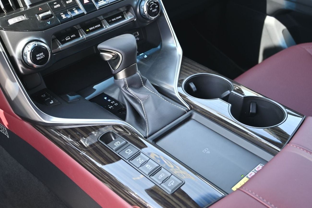 لكزس LX 600 Lexus LX600 Signature Mark Levinson, 3.5L Twin-Turbo V6, Petrol