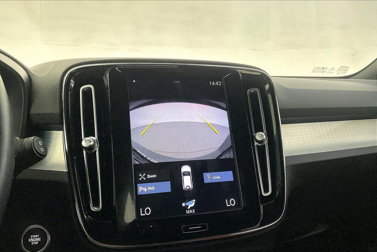 فولفو XC 40 T5 Momentum | شامل الضمان | 0 ﺪﻔﻋﺓ ﺃﻮﻟﻯ