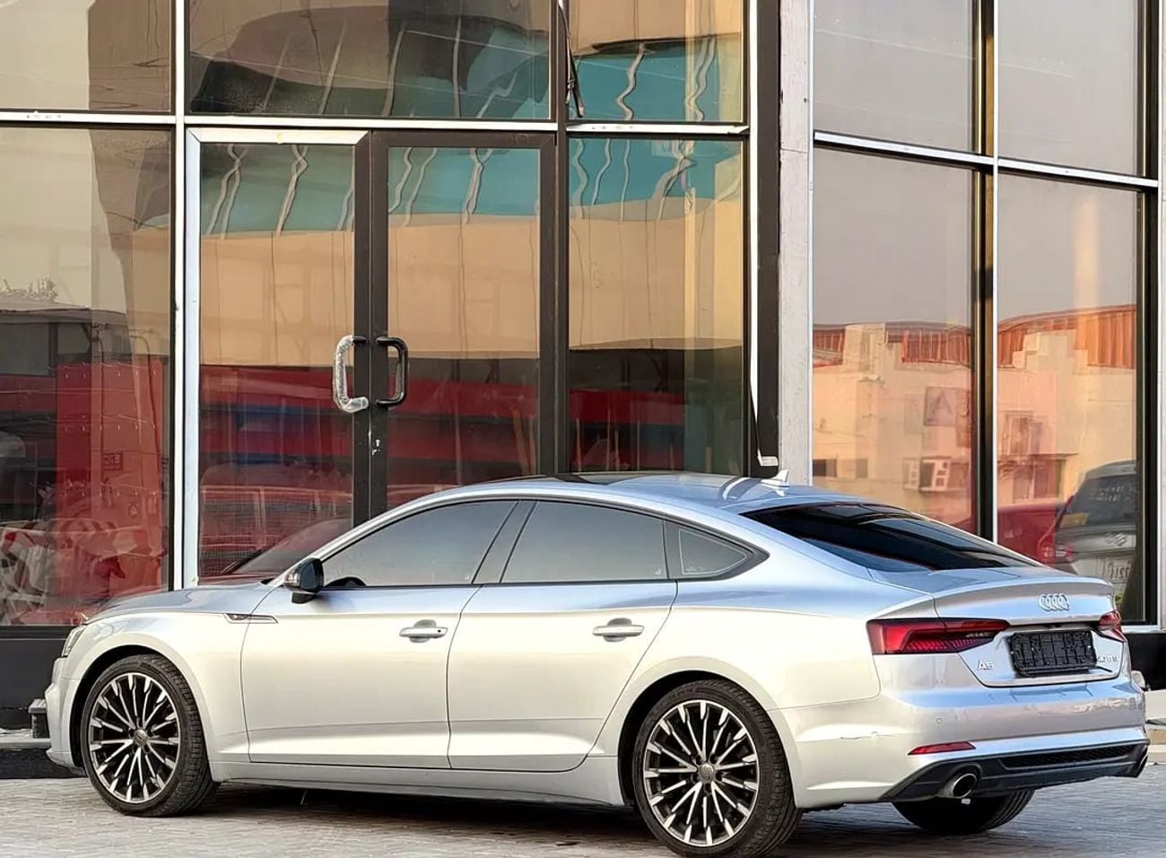 أودي A5 45 TFSI quattro S-Line 2.0L