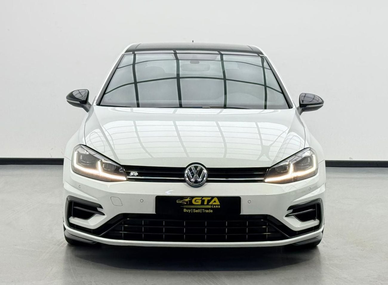 Volkswagen Golf 2018 Volkswagen Golf R, Full Service History, Fully Loaded, Excellent Condition, GCC