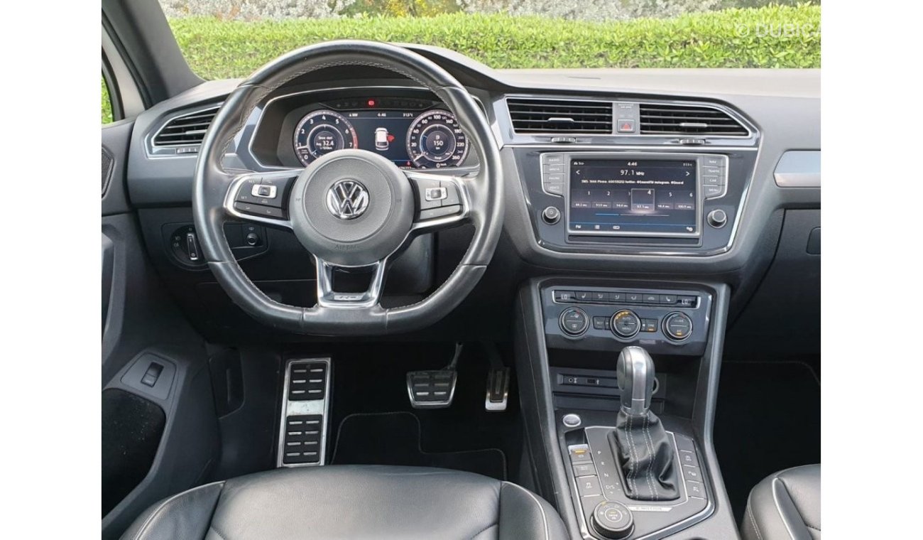 Volkswagen Tiguan R-Line Volkswagen Tiguan GCC 2017 Full Option - 2Keys - Perfect Condition