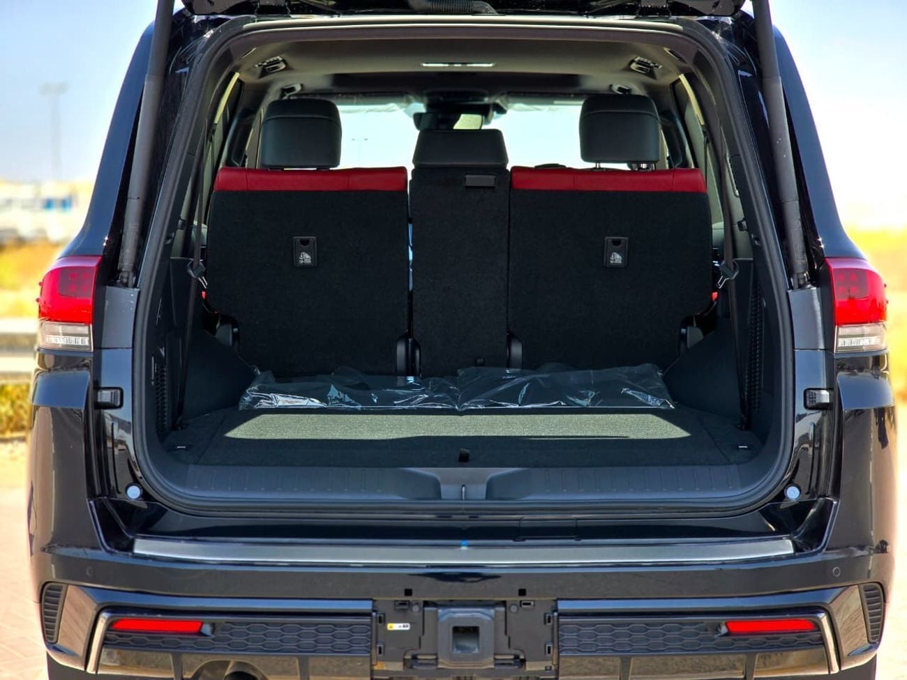 Toyota Land Cruiser TOYOTA LANDCRUISER LC300 DIESEL 3.3L - TWEEN TURBO - VXR - RADAR - FULLY LOADED - 2025 MODEL - BLACK