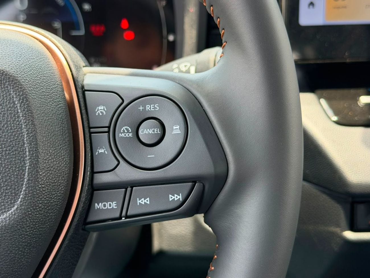 تويوتا كورولا كروس GLI 2.0L HEV 2025 Electric Seat 2025 Export Price @ 78,500 AED