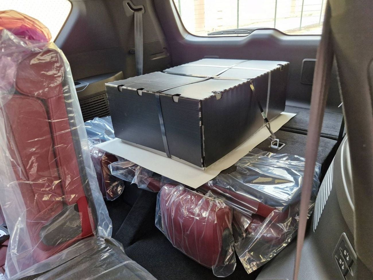 Lexus LX 700h 2026 LEXUS LX700h 3.5L 25-SPEAKERS ML URBAN 20"ALLOY 7-SEATS GCC BRAND NEW 0KM