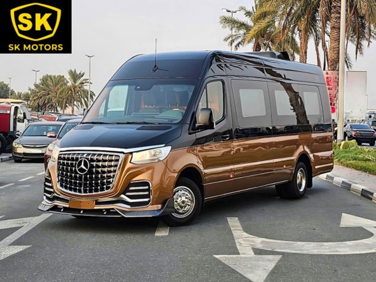 مرسيدس بنز سبرينتر A/T / DIESEL / VIP SEAT WITH VENTILATION AND MASSAGE / 9 SEATER / LOT# 72374