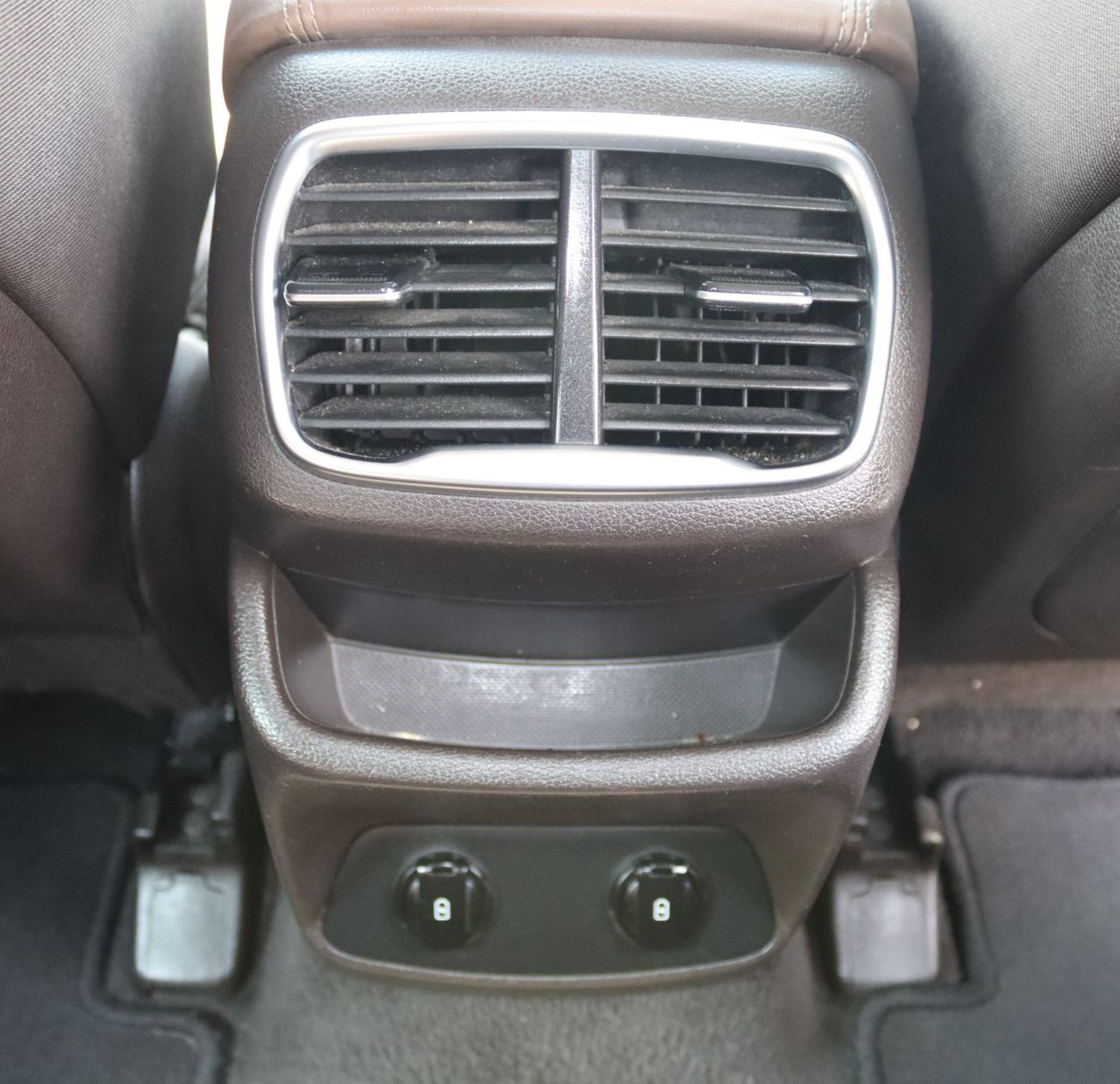 هيونداي سانتا في هيونداى سانتافى 2019 - خليجى -عدد 7 مقاعد - بدون حوادث محرك 2.4L بحاله ممتازه