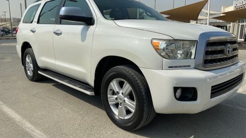 Toyota Sequoia Toyota sequoia 2013 limited g cc full automatic accident free very very good condition clean car