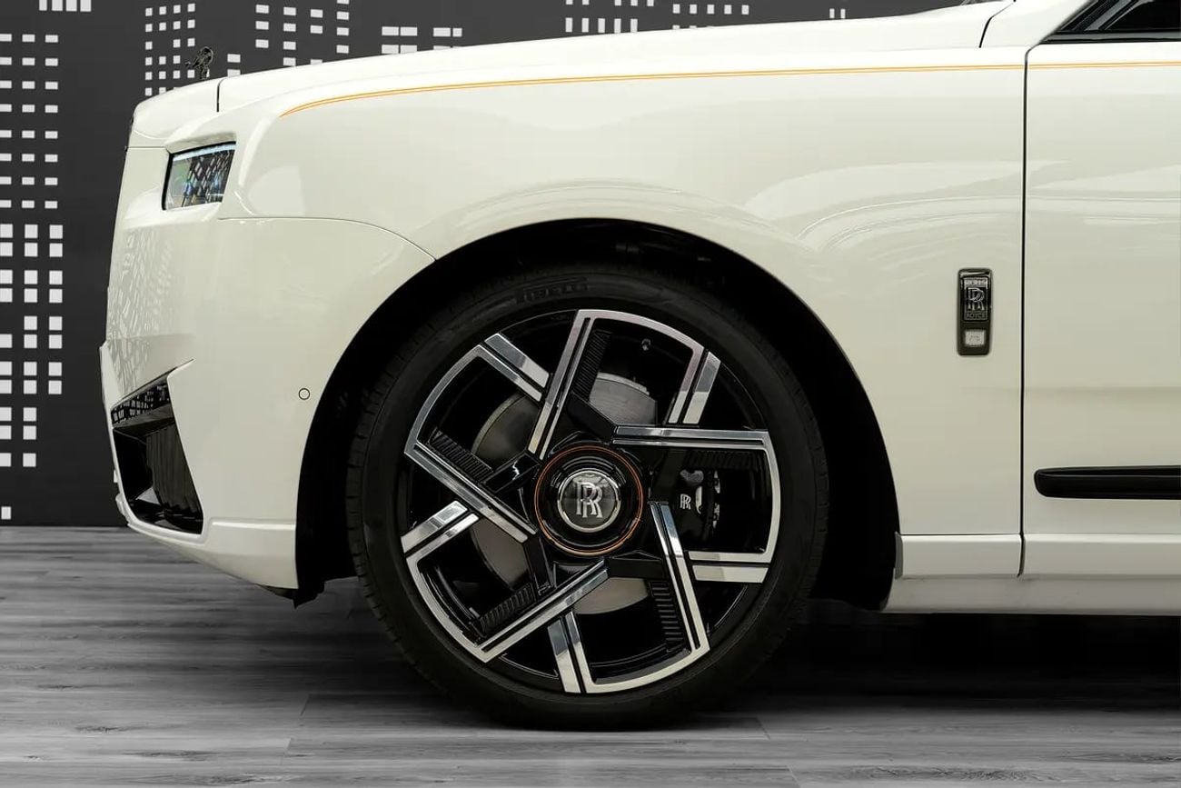 Rolls-Royce Cullinan ROLLS ROYCE | CULLINAN BLACK BADGE | 2025MY | FULL SPECS