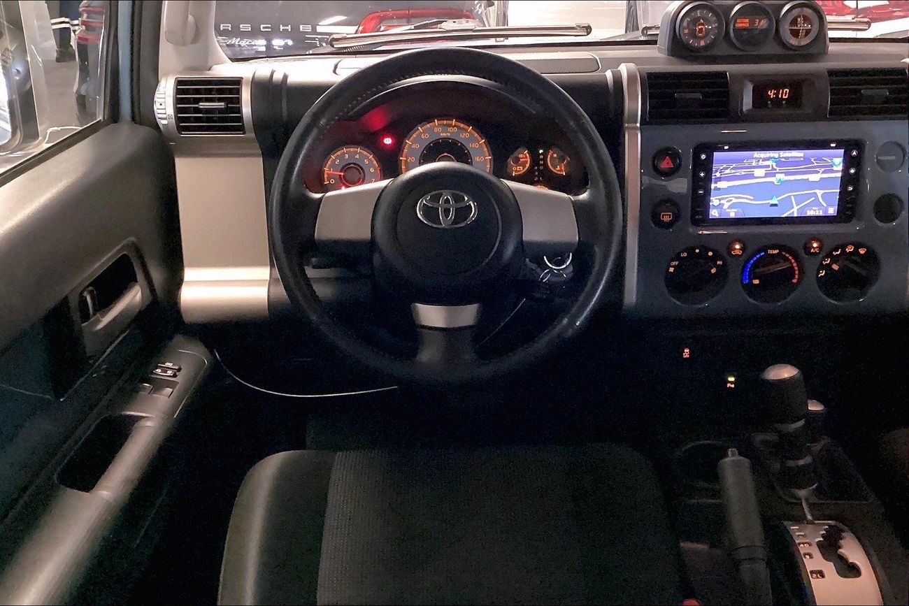 تويوتا إف جي كروزر GXR | شامل الضمان | 0 ﺪﻔﻋﺓ ﺃﻮﻟﻯ