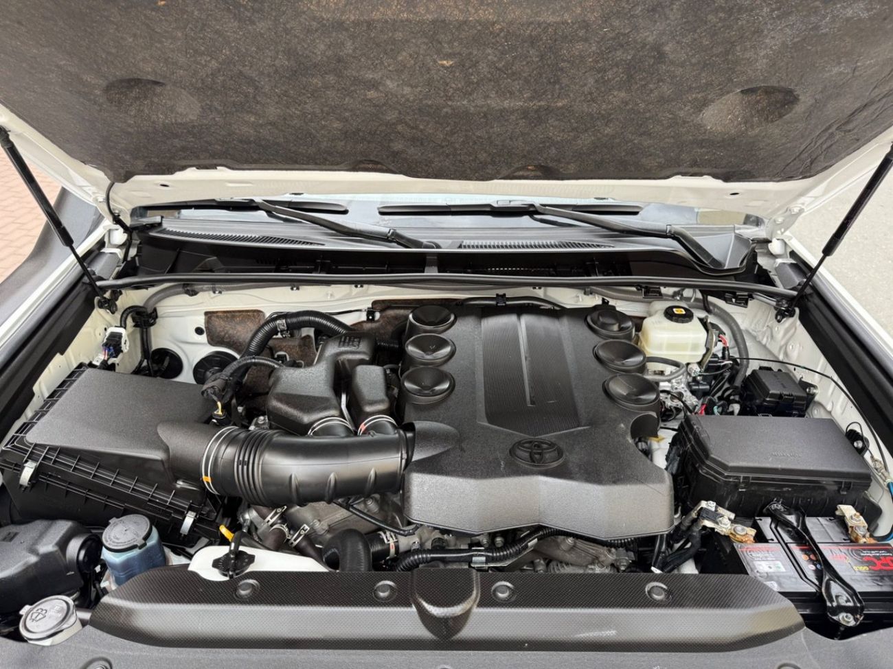 تويوتا Runner4 2022 SR5 TRAIL SPORT 7 SEATS 4x4 CANADA SPEC