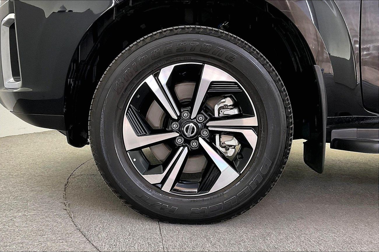 Nissan XTerra Platinum | Guaranteed Warranty | 0 Down Payment