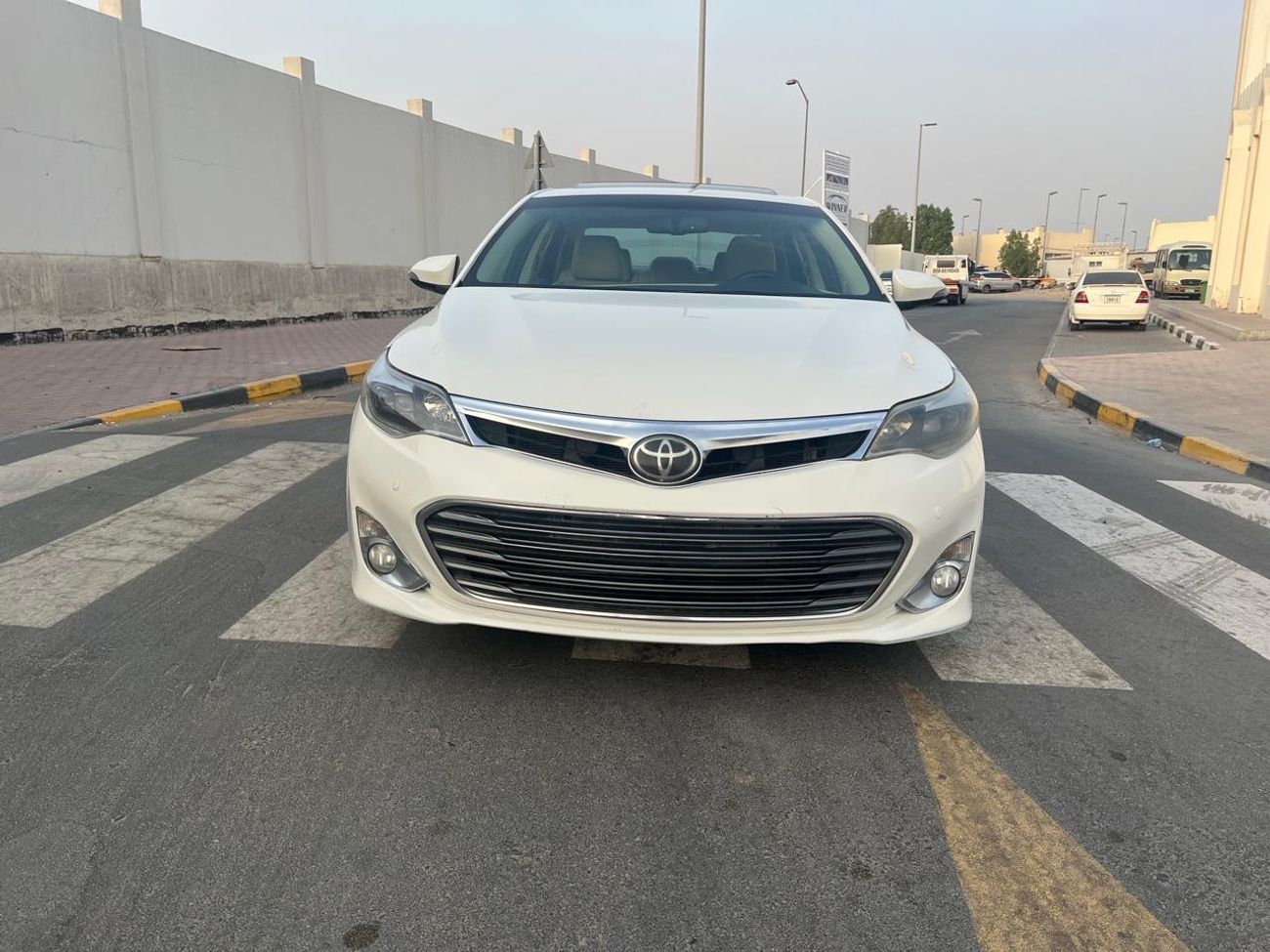 تويوتا افالون Limited 3.5L