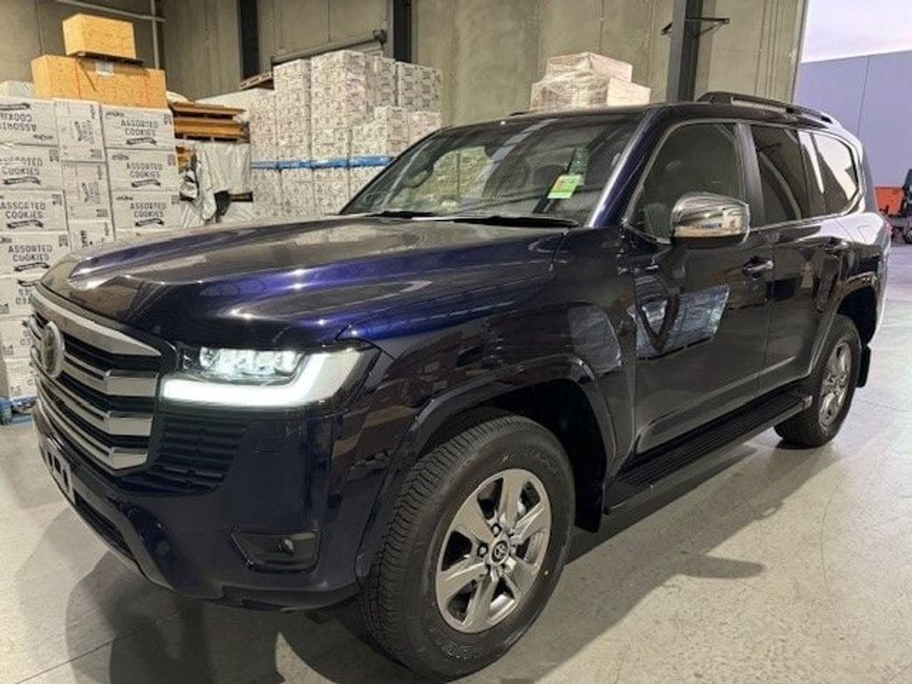 تويوتا لاند كروزر SAHARA DIESEL AUTO 15KM NEW FULL OPTIONS RIGHT-HAND-DRIVE