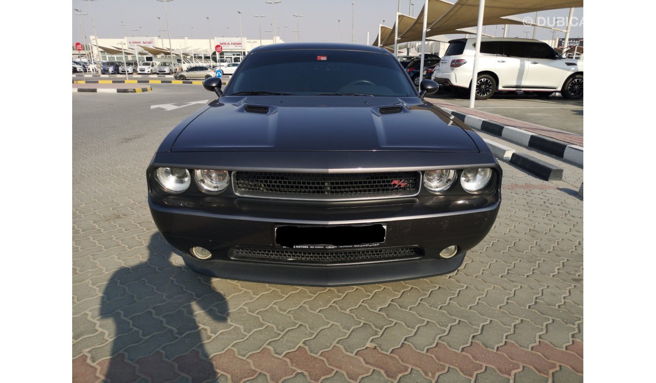 Dodge Challenger